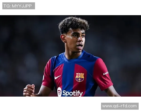 全球足球球星中年龄最小的天才球员及其未来潜力分析