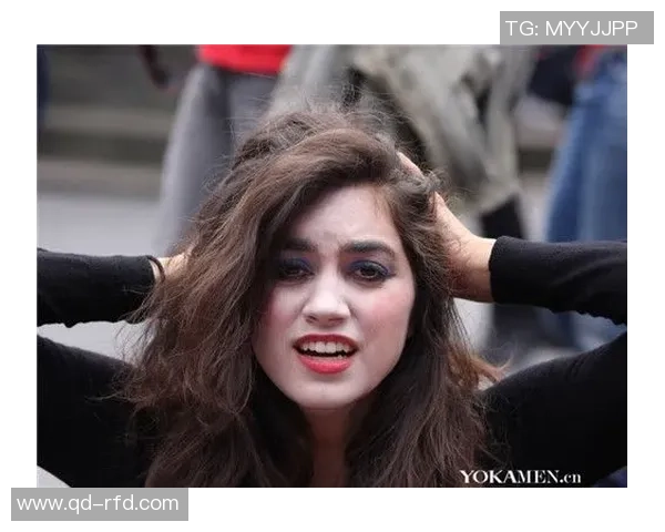 索菲亚带领足球新纪元崛起 成为全球瞩目的球场传奇