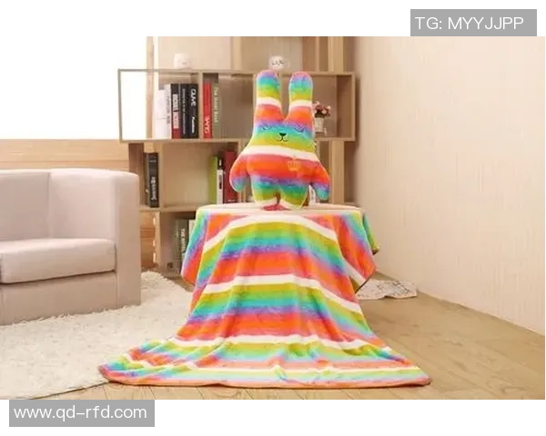 足球球星靠垫系列新品发布 打造舒适与时尚兼具的居家必备装饰